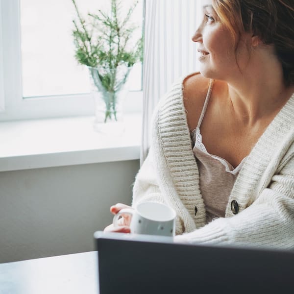 Lo que tu cuerpo intenta decirte (y cómo escucharlo con amor)